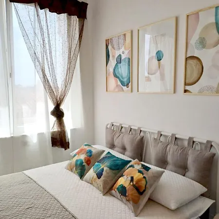 Lägenhet Bluecharme Modern Quartu SantʼElena