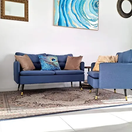 Bluecharme Modern Quartu Sant'Elena